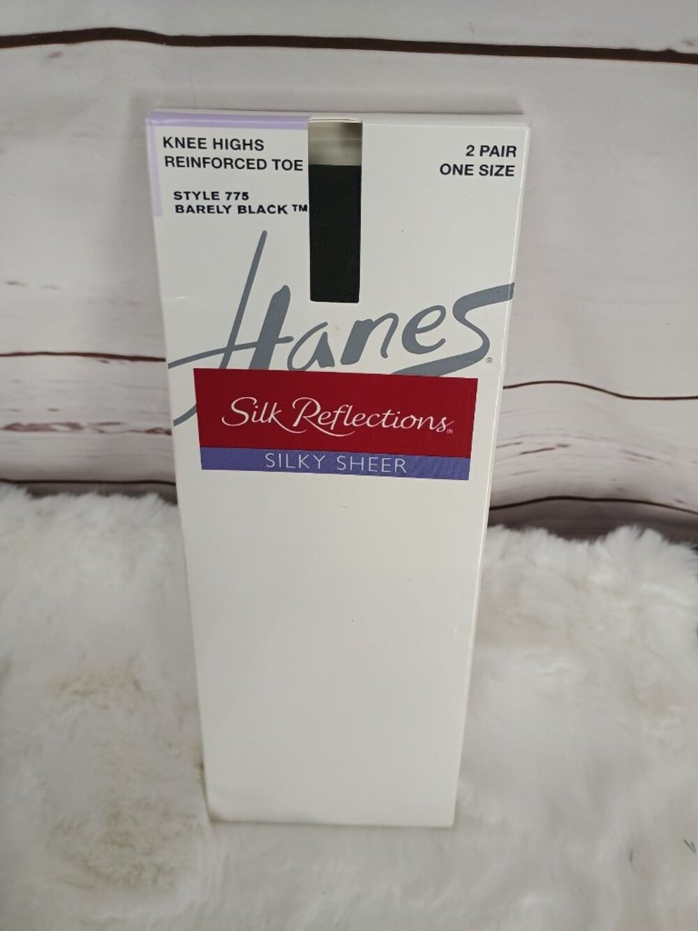Hanes Silk Reflections‎ Knee Highs Barely Black Reinforced Toe 2 Pairs One Size